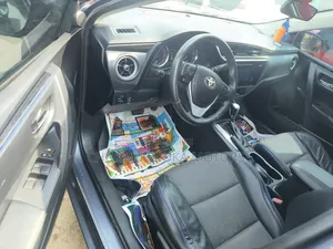 Toyota Corolla 2017 Gray
