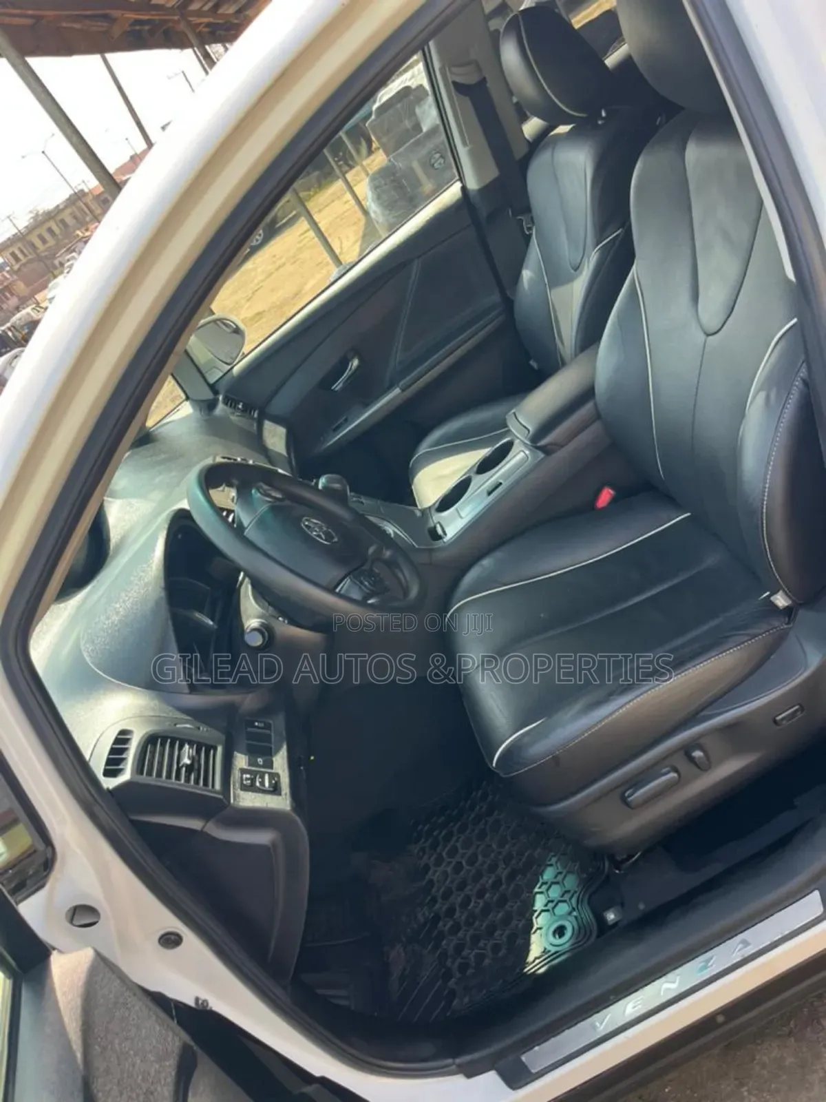 Toyota Venza 2016 White