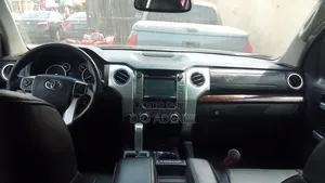 Toyota Tundra 2014 Black