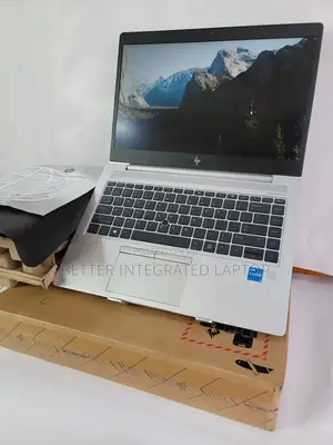 New Laptop HP EliteBook 840 8GB Intel Core i5 SSD 1T