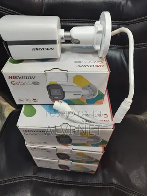 Hikvision DS-2CD1027G0-L 2MP Colorvu Fixed Bullet Network