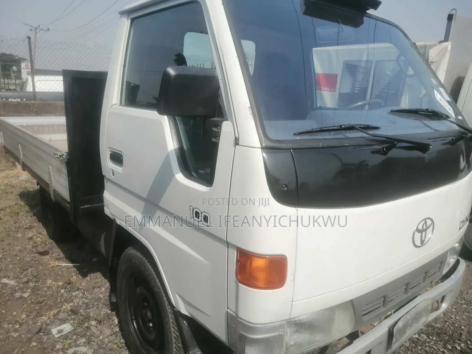 Toyota Dyna 2012 White