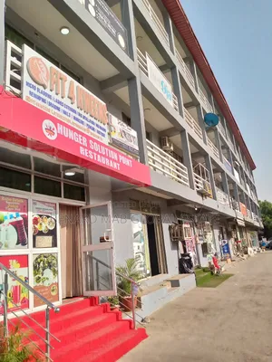 Global Plaza Shops Office Space