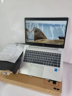 New Laptop HP EliteBook 830 16GB Intel Core i5 SSD 512GB