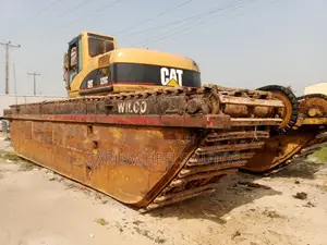 320c Fairly Nigerian Used Caterpillar Swampbuggy .