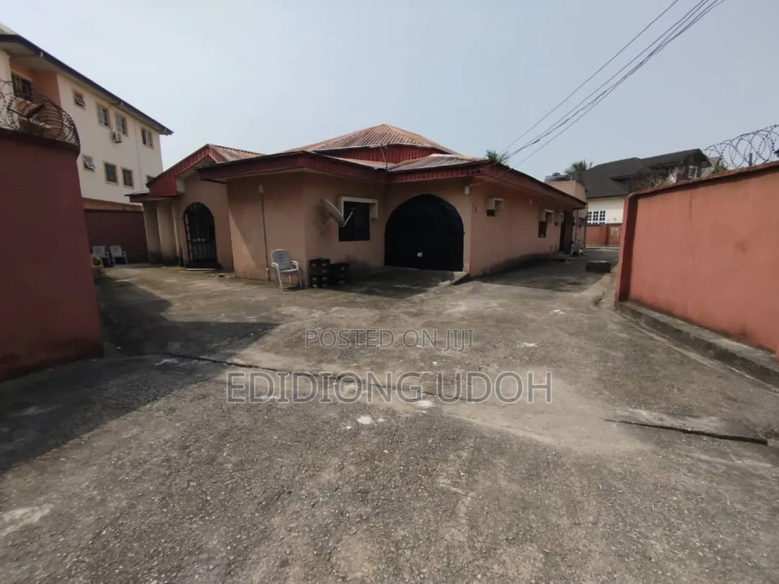5bdrm Bungalow in Ewet Housing Estate, for sale