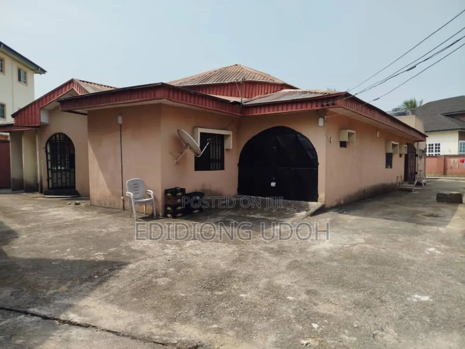 5bdrm Bungalow in Ewet Housing Estate, for sale