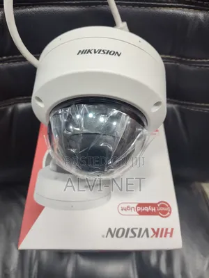 DS-2CD1143G2-LIU 4MP Hybrid Light Fixed Dome Network Camera