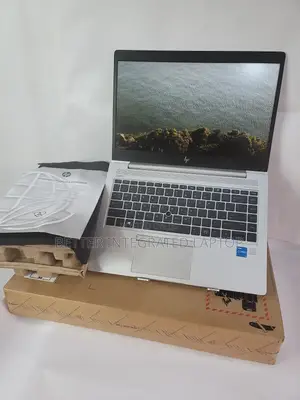New Laptop HP EliteBook 830 32GB Intel Core i5 SSD 1T