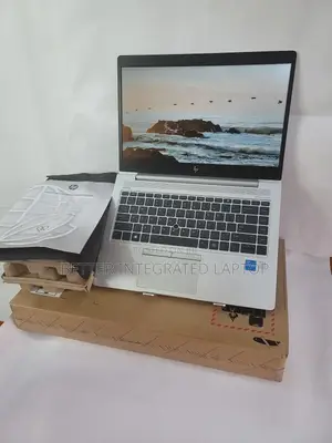 New Laptop HP EliteBook 830 32GB Intel Core i5 SSD 1T