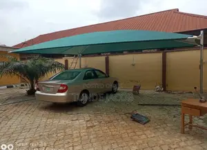 Carport Made With Galvanized Steel and Waterproof Material