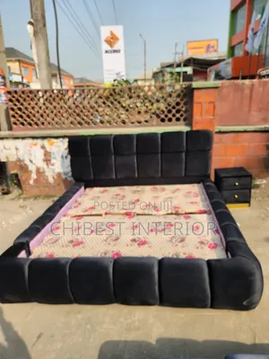 Executive Queen Size Bed With Side Drawer
