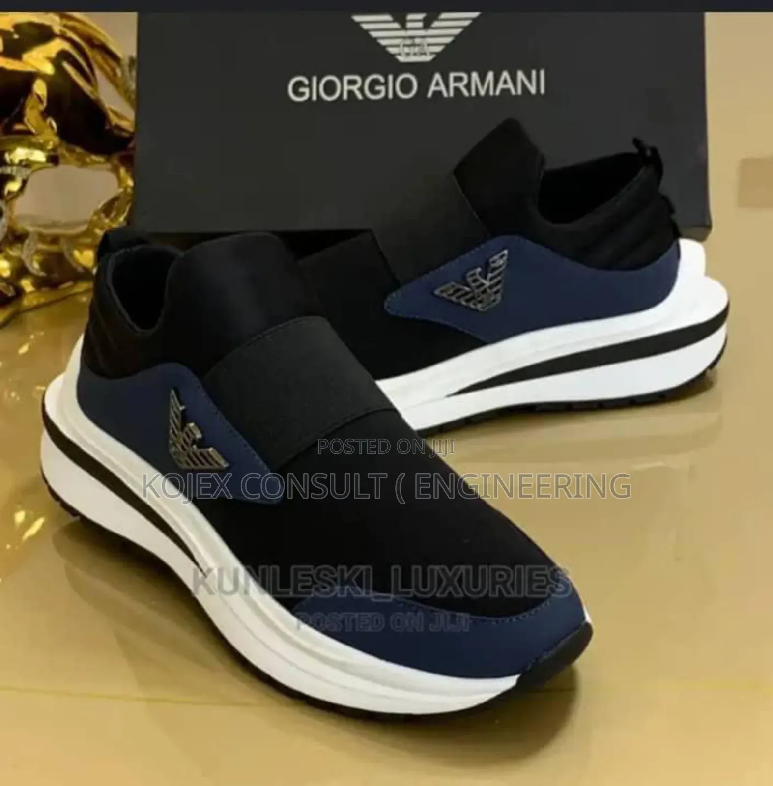 Unisex Black/Blue Sneakers