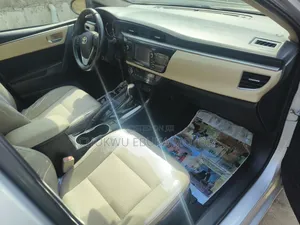 Toyota Corolla 2015 Silver