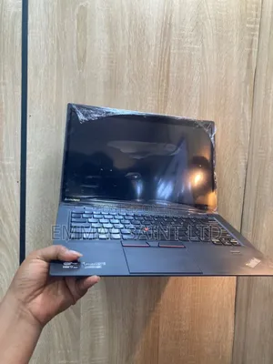 Laptop Lenovo Thinkpad X13 Yoga 8GB Intel Core I7 SSD 512GB