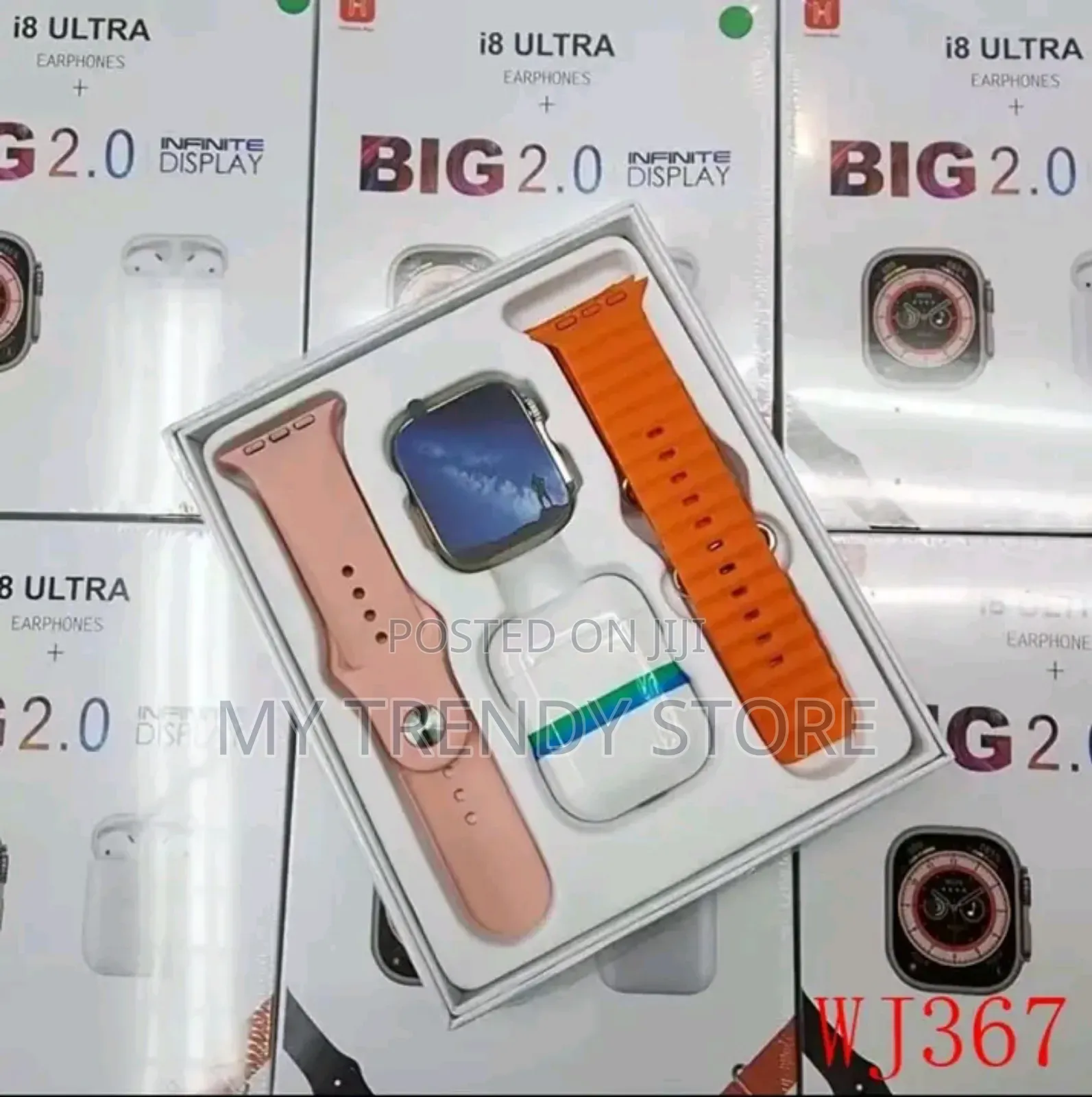 I8 Ultra Smart Watch (Plus a Pair of Earphones)