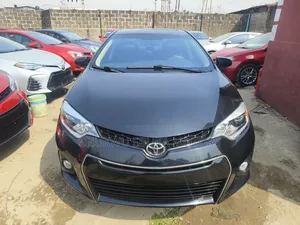 Toyota Corolla 2015 Black
