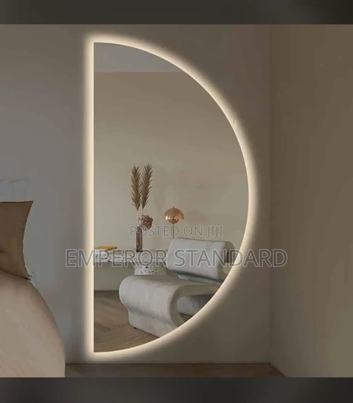 Round LED Lighted Bathroom Mirrors, Wall Mounted