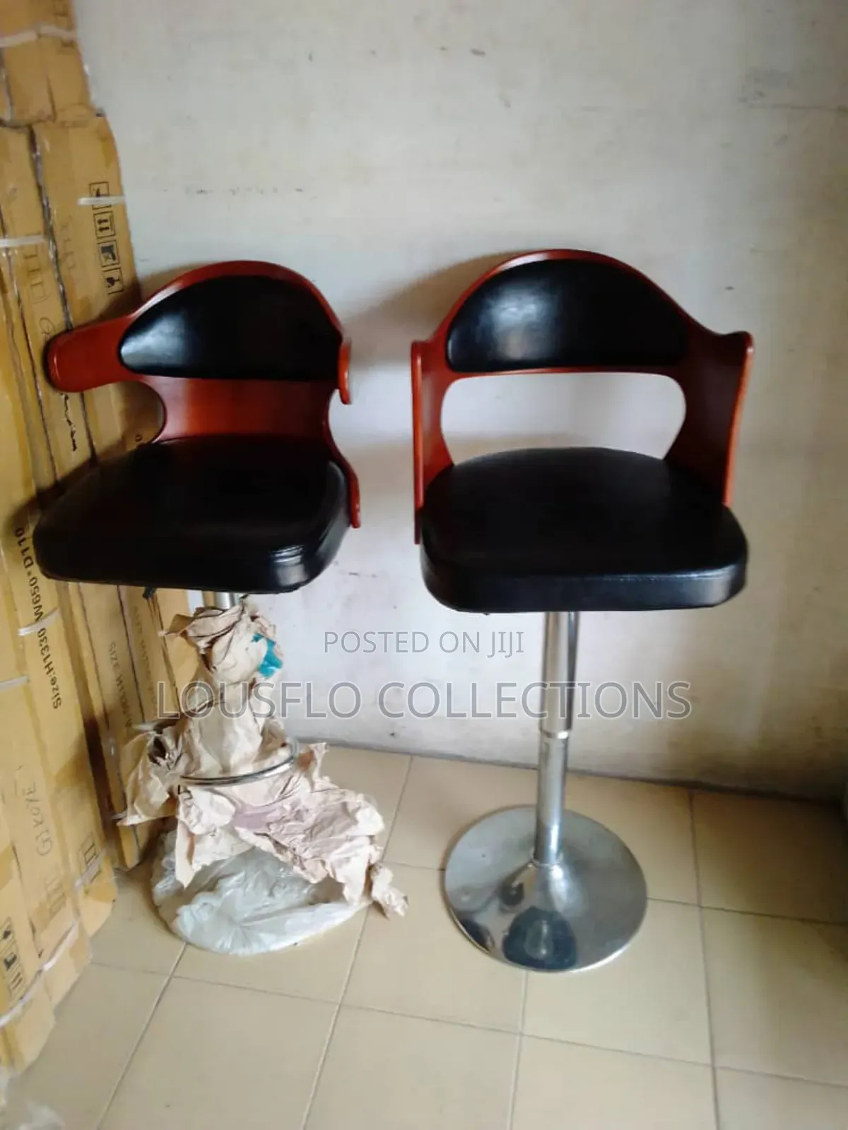 Quality Italian Adjustable Leather Bar Stool