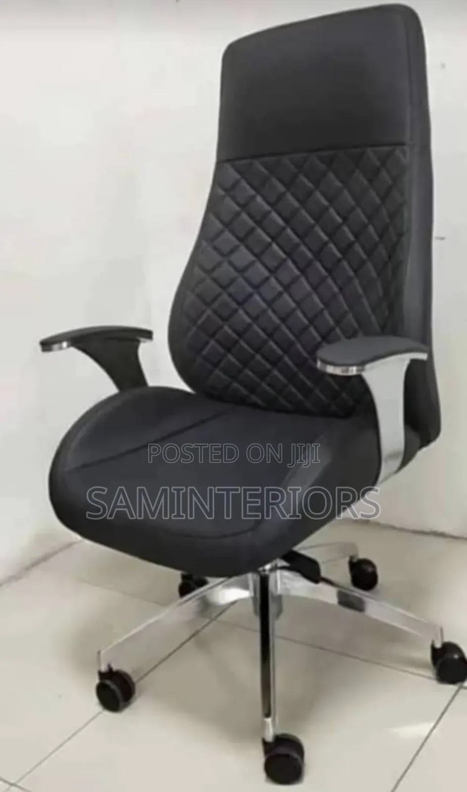 Executive Boss Black Office Swivel Chair