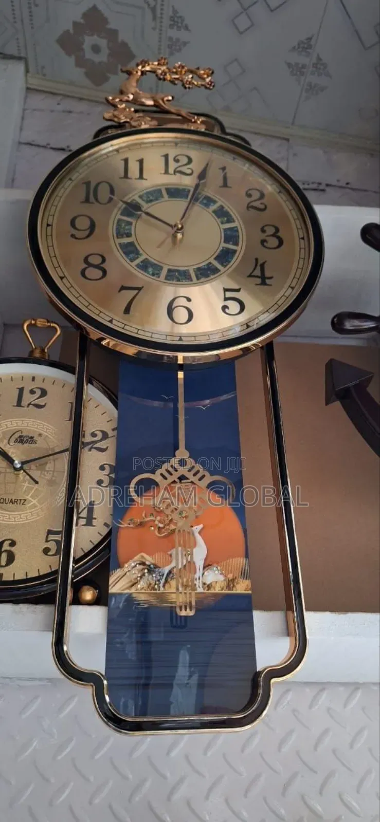 Fancy Haishi Wall Clock