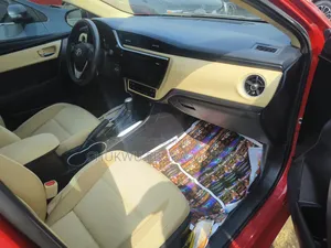 Toyota Corolla 2017 Red