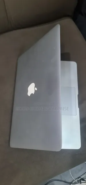 Laptop Apple MacBook 2012 4GB Intel Core I5 SSD 128GB