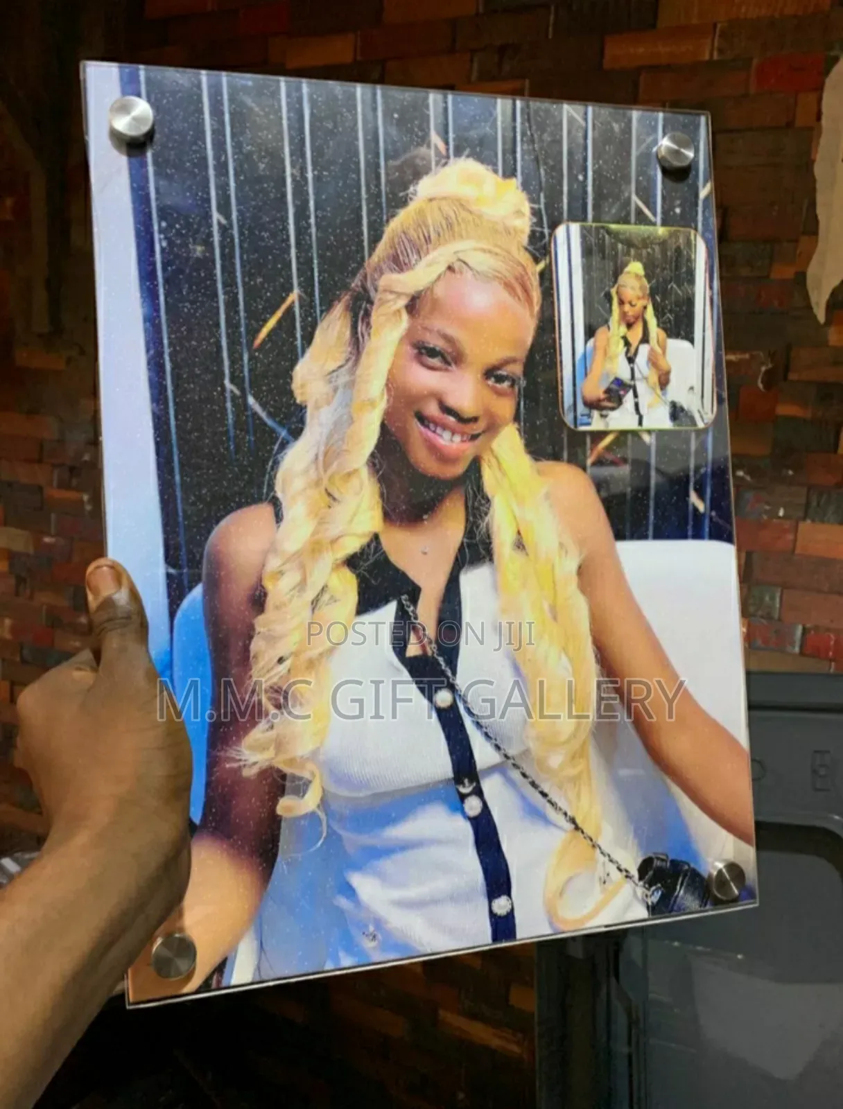 16/20 Enlargement Acrylic Frame
