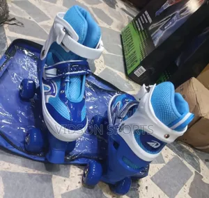 2 Front Wheel and 2 Back Wheel Children Skate Shoe
