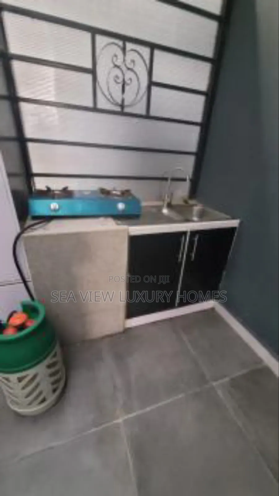 1 Bedroom Studio Apartment