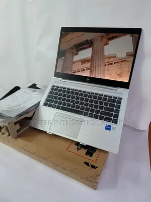 New Laptop HP EliteBook 840 G4 8GB Intel Core i5 SSD 512GB