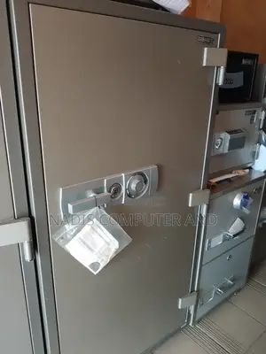 109 Gubabi Fireproof Safe