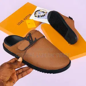 Louis Vuitton Quality Luxury Men Half Shoe
