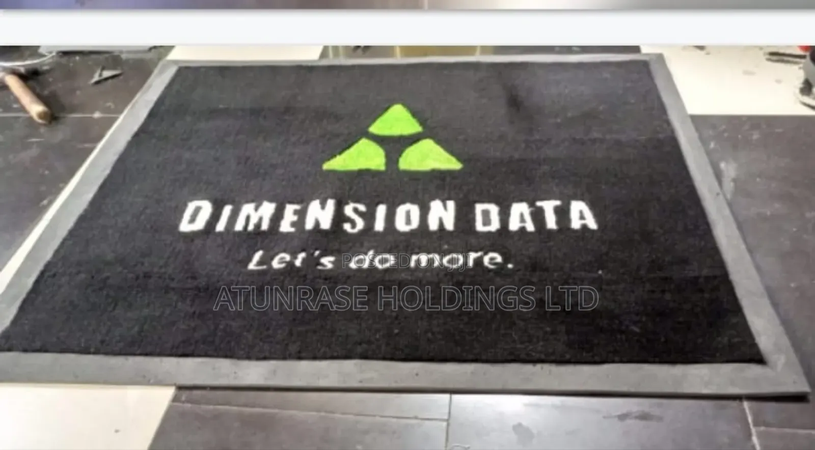Highly Technical Hand Made Customized Carpet Logo