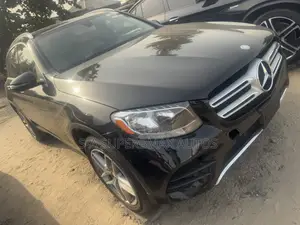 Mercedes-Benz GLC-Class 2016 Black