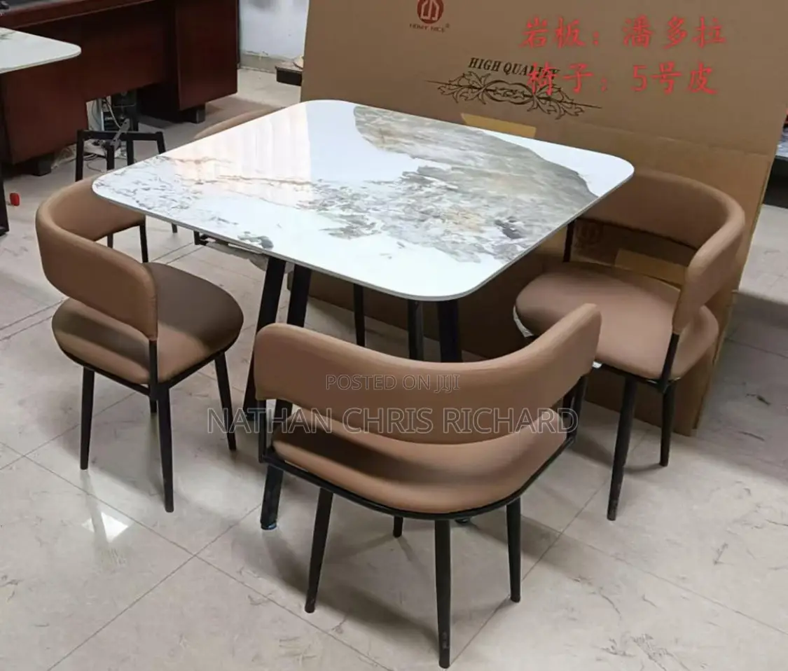 High Quality 4 Seater Dining