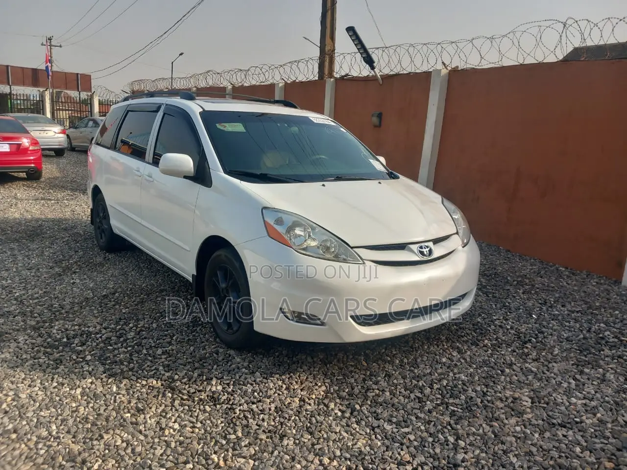 Toyota Sienna 2006 White