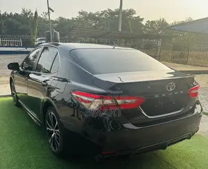 Toyota Camry 2018 Black