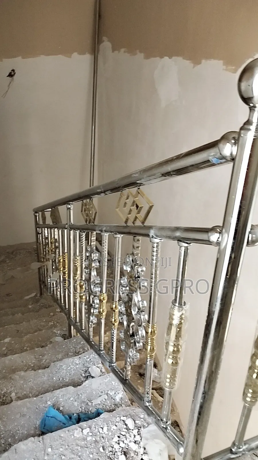 Step Case With Good Quality Materials