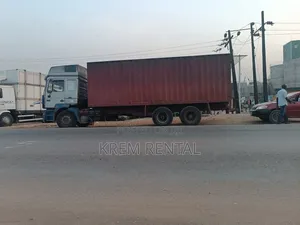 Move Your Goods With Our Trucks