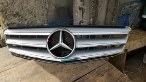C300 2010 Follow Front Grill