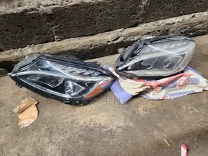 C300 2017 Left Side Headlight