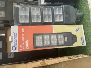 200w Goodcom Solar Street Lights