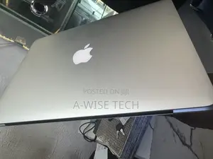 Laptop Apple MacBook Pro 2015 16GB Intel Core I5 SSD 256GB