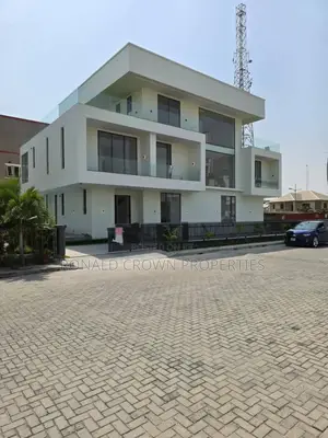 5bdrm House in Ikate-Elegushi for sale