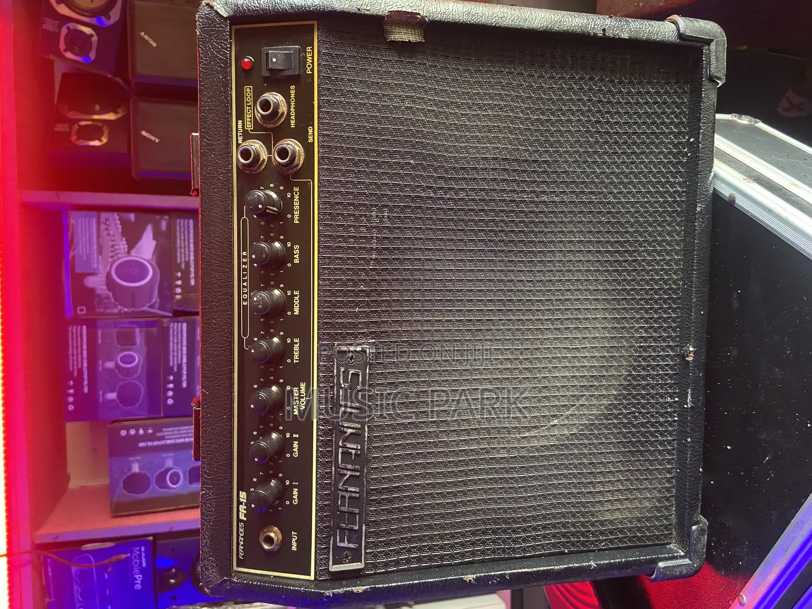 Fernandez Guitars Amplifiers Combo