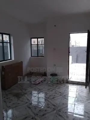 1bdrm Apartment in Odunsi Road, Bariga / Shomolu for rent