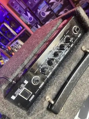 Ibanez Guitar Amplifier Combined