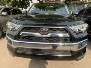 Toyota 4-Runner Limited 4WD 2012 Black