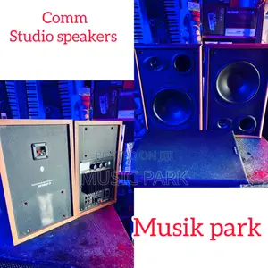 Studio Monitor Speakers